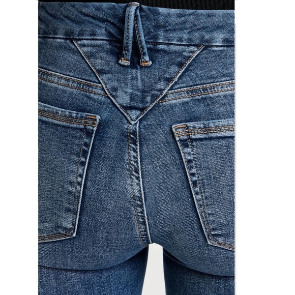 Good American Women's Good Flare with Deco Back Yoke A Blue Denim Jeans Size 26 - Picture 6 of 12